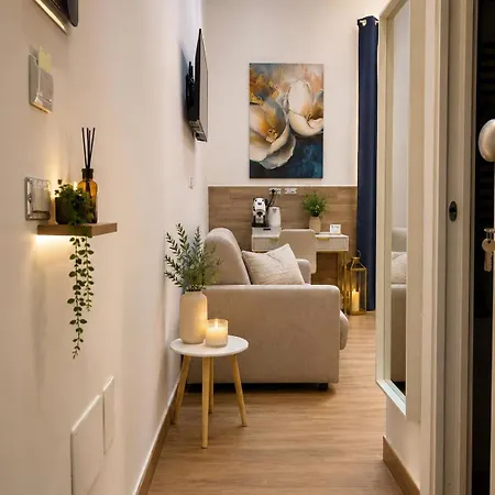 Urban Chic San Ferdinando 4* Neapol